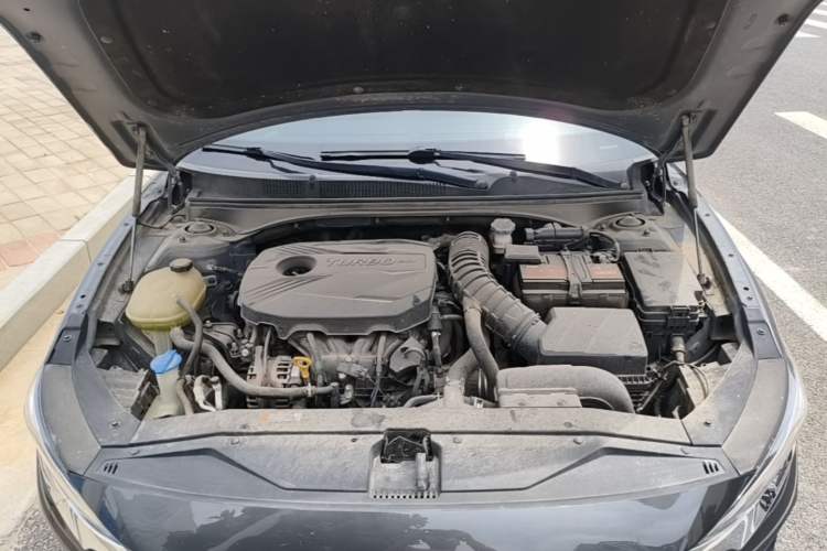 Used Hyundai Lafesta 2019 280TGDi Sport Edition China VI Engine Bay