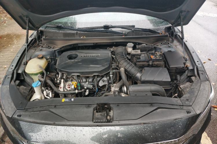 Used Hyundai Lafesta 2019 280TGDi Smart Speed Version China VI Standard Engine Bay