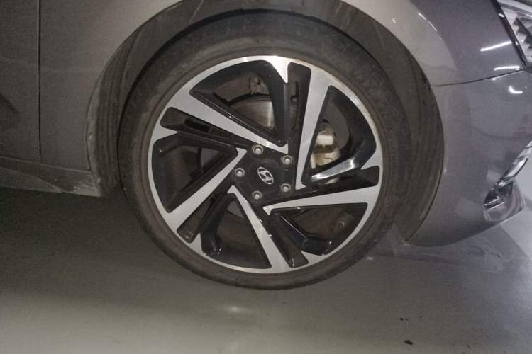 Used Hyundai Lafesta 2019 280TGDi Smart Speed Version China VI Standard Exterior 1