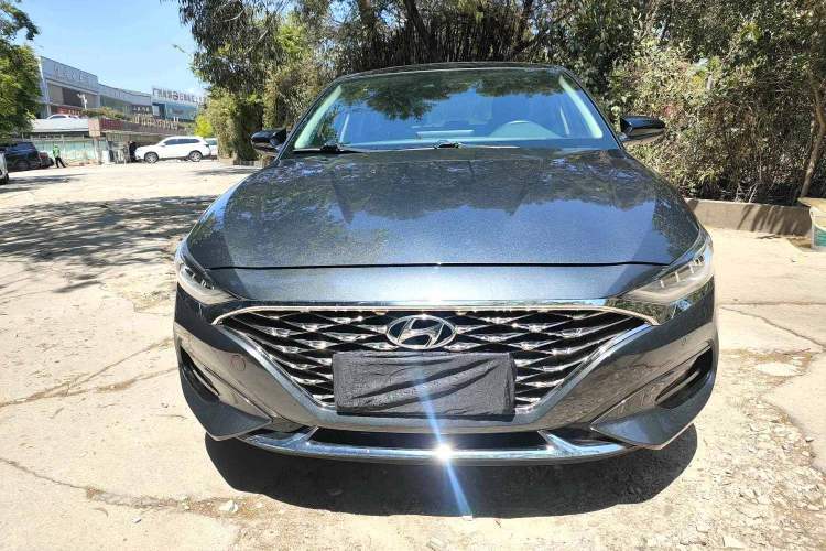 Used Hyundai Lafesta 2019 280TGDi Smart Edition China VI Standard Exterior 1