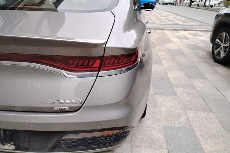 Used Hyundai Lafesta 2019 280TGDi Smart Speed Version China VI Standard Exterior 2