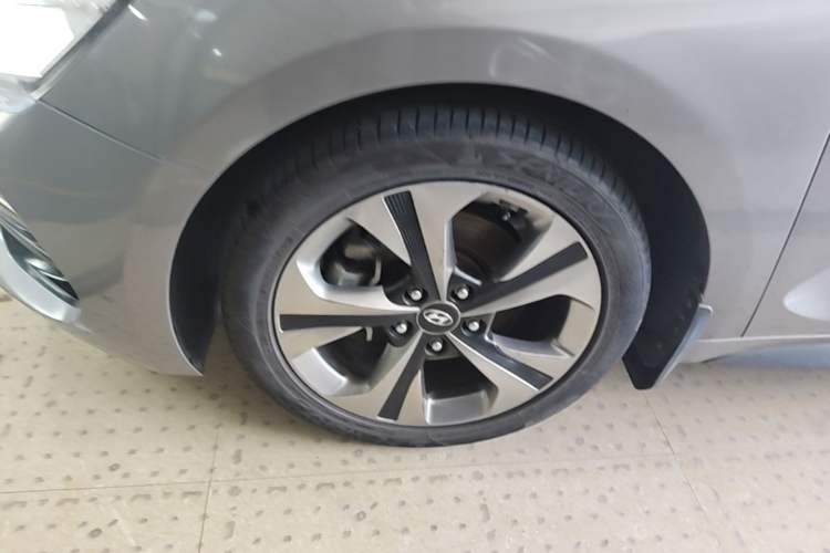 Used Hyundai Lafesta 2019 280TGDi Smart Speed Version China V Standard Exterior 2
