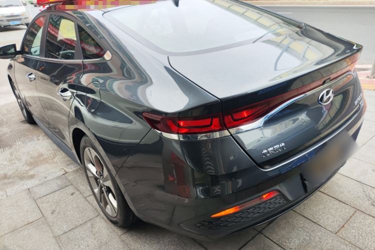 Used Hyundai Lafesta 2019 240TGDi Sport Edition China VI Exterior 2