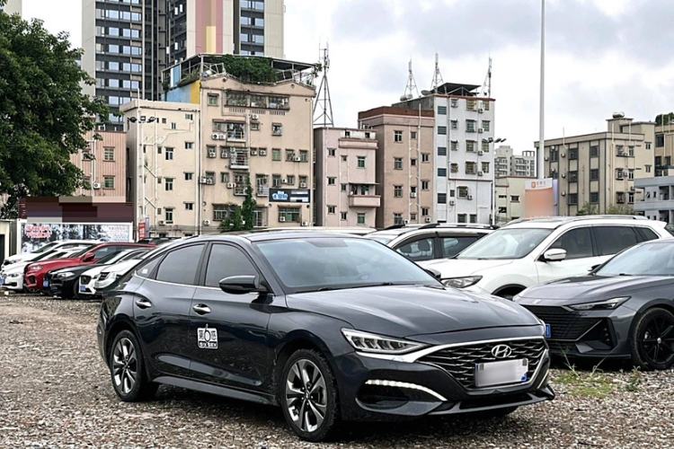 Used Hyundai Lafesta 2019 280TGDi Sport Edition China VI Exterior 2