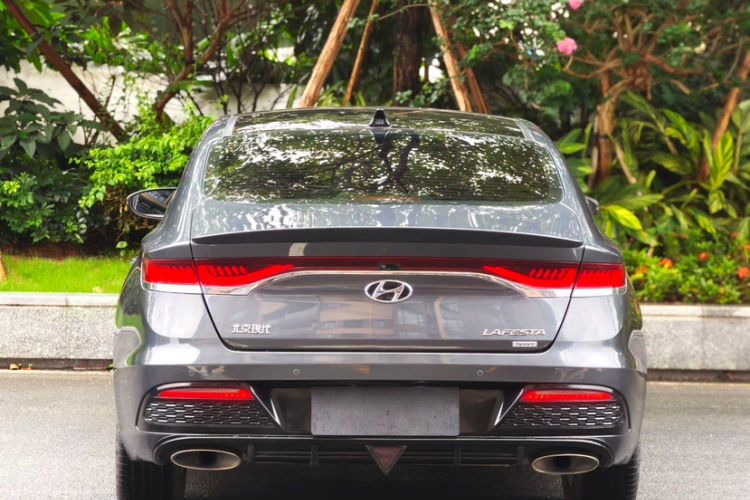 Used Hyundai Lafesta 2019 280TGDi Prestige Edition China VI Standard Exterior 2