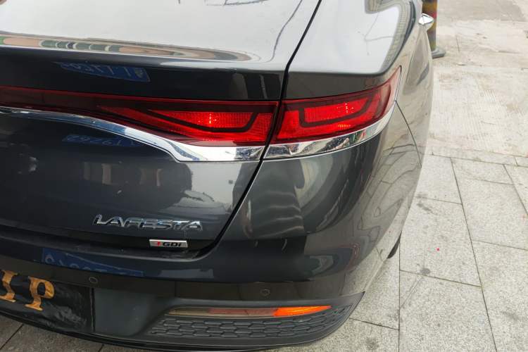 Used Hyundai Lafesta 2019 240TGDi Sport Edition China VI Exterior 3