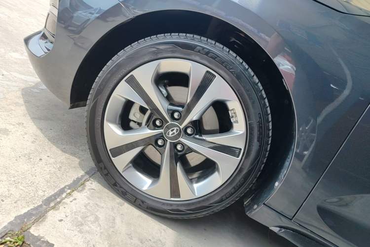 Used Hyundai Lafesta 2019 280TGDi Smart Speed Version China VI Standard Exterior 4