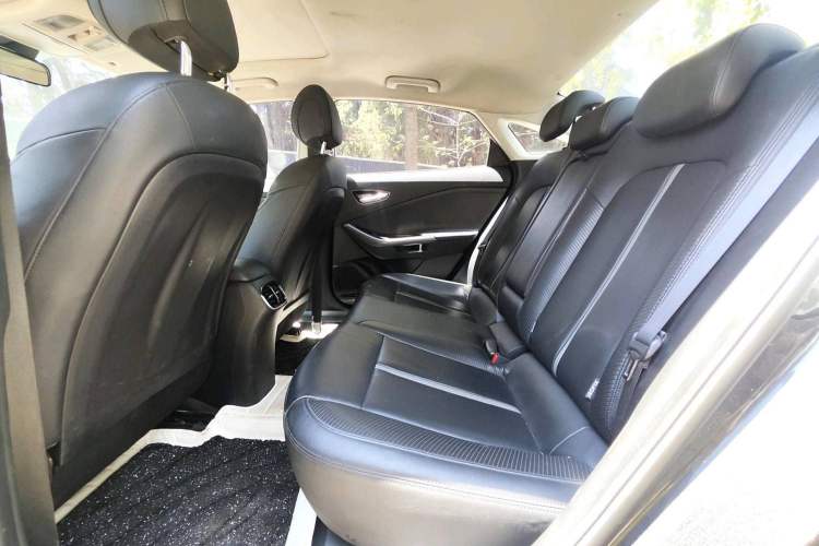 Used Hyundai Lafesta 2019 280TGDi Smart Edition China VI Standard Exterior 4