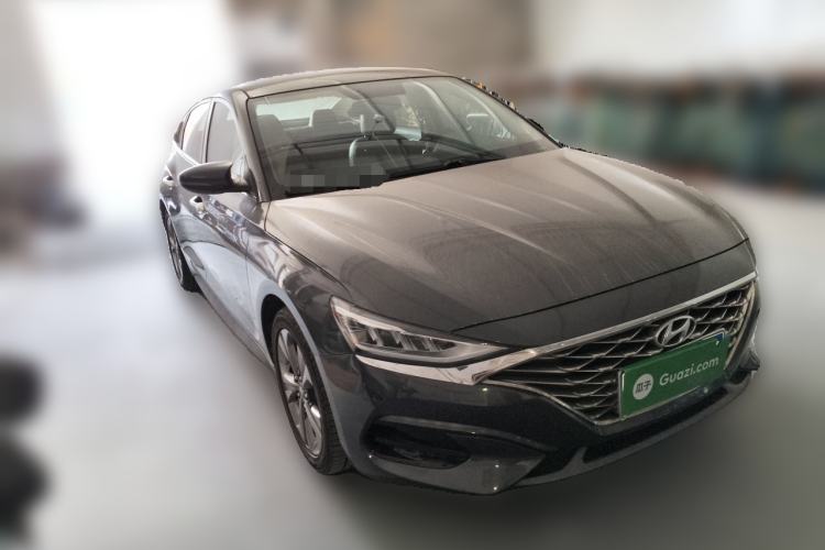 Used Hyundai Lafesta 2019 280TGDi Sport Edition China VI Front Right 45 Deg