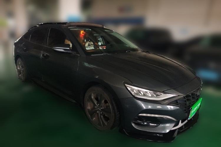 Used Hyundai Lafesta 2019 280TGDi Sport Edition China VI Front Right 45 Deg