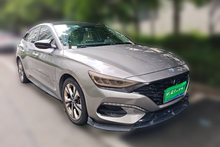 Used Hyundai Lafesta 2019 280TGDi Sport Edition China V Standard Front Right 45 Deg