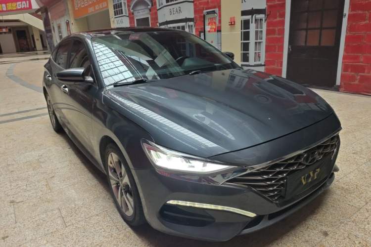 Used Hyundai Lafesta 2019 280TGDi Sport Edition China VI Front Right 45 Deg
