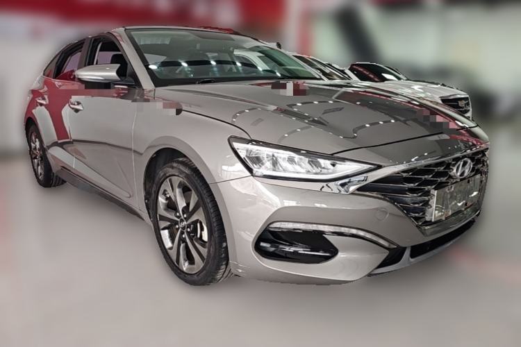 Used Hyundai Lafesta 2019 280TGDi Sport Edition China VI Front Right 45 Deg