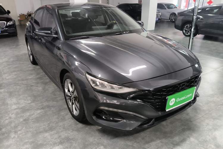 Used Hyundai Lafesta 2019 280TGDi Smart Speed Version China VI Standard Front Right 45 Deg