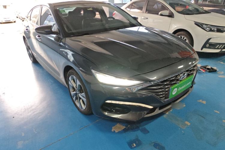 Used Hyundai Lafesta 2019 280TGDi Sport Edition China VI Front Right 45 Deg