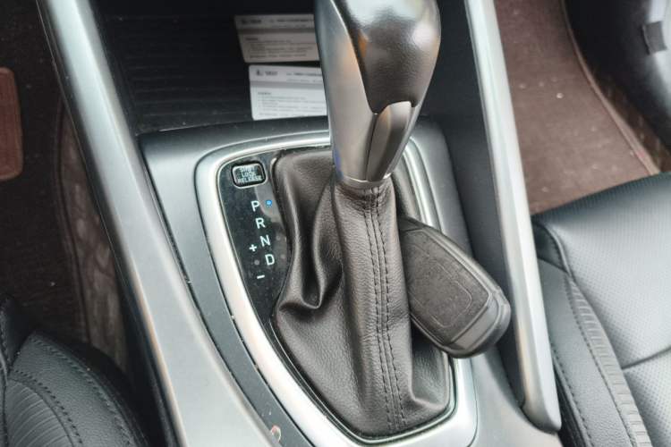 Used Hyundai Lafesta 2019 280TGDi Smart Edition China VI Standard Gear Lever