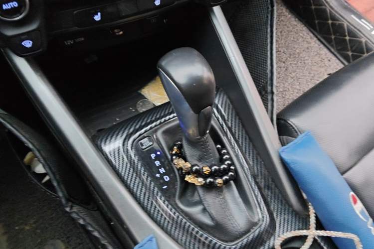 Used Hyundai Lafesta 2019 280TGDi Smart Speed Version China VI Standard Gear Lever
