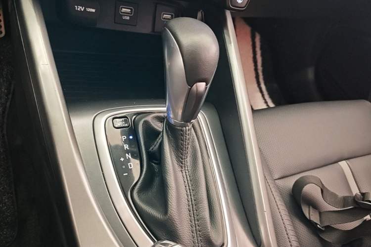 Used Hyundai Lafesta 2019 280TGDi Sport Edition China VI Gear Lever
