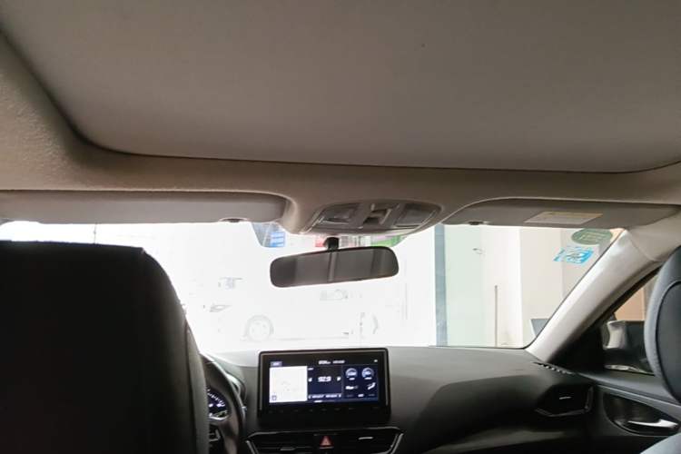 Used Hyundai Lafesta 2019 280TGDi Smart Speed Version China VI Standard Headliner
