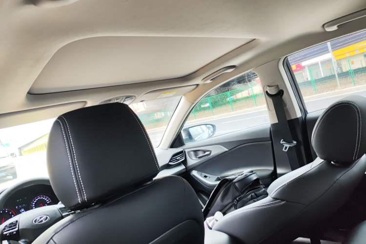Used Hyundai Lafesta 2019 240TGDi Sport Edition China VI Headliner