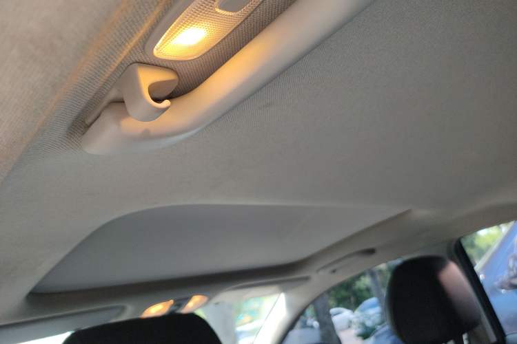 Used Hyundai Lafesta 2019 280TGDi Smart Speed Version China VI Standard Headliner