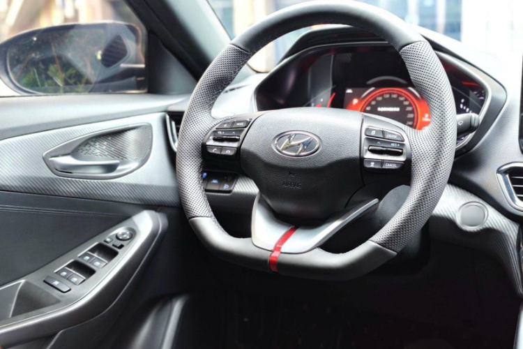 Used Hyundai Lafesta 2019 280TGDi Prestige Edition China VI Standard Interior 8