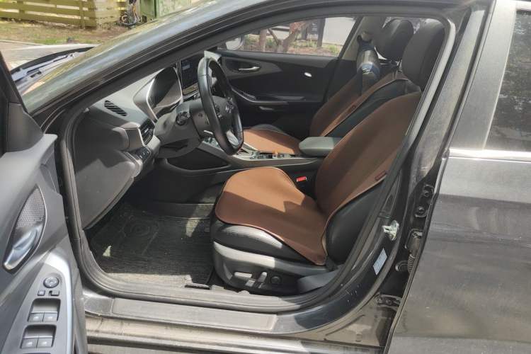 Used Hyundai Lafesta 2019 280TGDi Smart Speed Version China VI Standard Left Front Seat