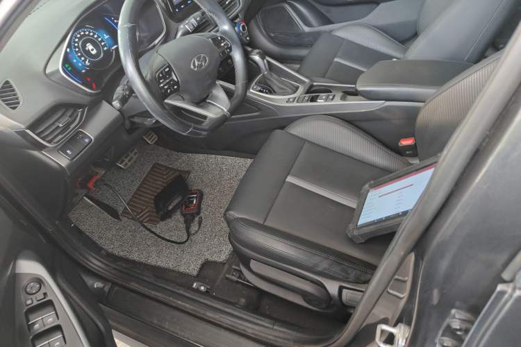 Used Hyundai Lafesta 2019 280TGDi Sport Edition China VI Left Front Seat