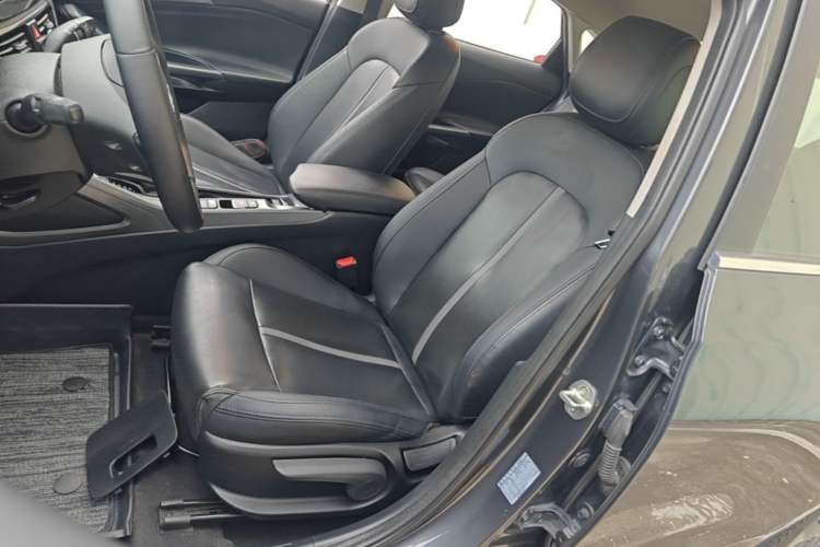 Used Hyundai Lafesta 2019 280TGDi Sport Edition China VI Left Front Seat