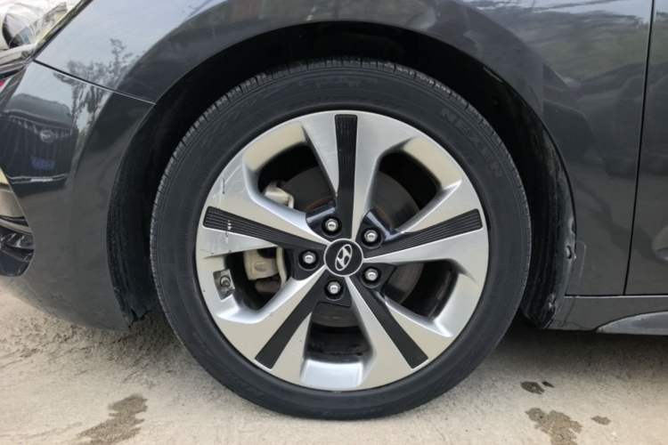 Used Hyundai Lafesta 2019 280TGDi Sport Edition China V Standard Left Front Wheel Hub