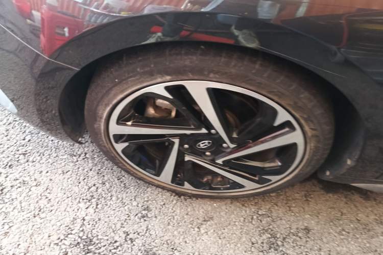 Used Hyundai Lafesta 2019 280TGDi Smart Speed Version China VI Standard Left Front Wheel Hub