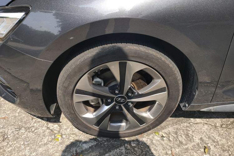 Used Hyundai Lafesta 2019 280TGDi Smart Speed Version China VI Standard Left Front Wheel Hub