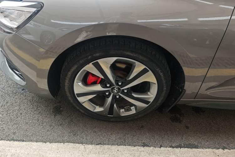 Used Hyundai Lafesta 2019 280TGDi Smart Speed Version China V Standard Left Front Wheel Hub