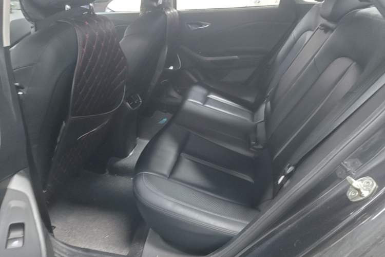 Used Hyundai Lafesta 2019 280TGDi Smart Speed Version China VI Standard Left Rear Seat