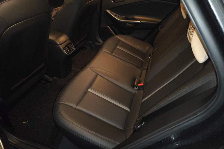 Used Hyundai Lafesta 2019 280TGDi Smart Speed Version China VI Standard Left Rear Seat