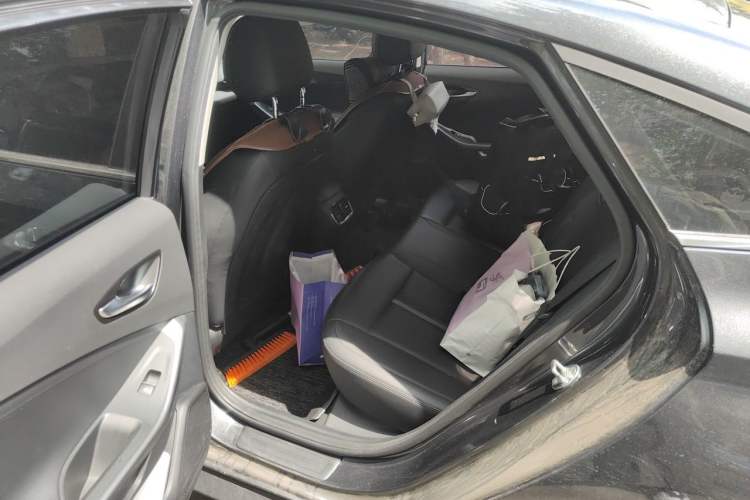 Used Hyundai Lafesta 2019 280TGDi Smart Speed Version China VI Standard Left Rear Seat