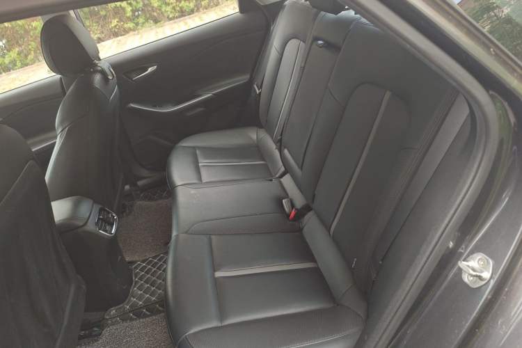 Used Hyundai Lafesta 2019 280TGDi Smart Speed Version China V Standard Left Rear Seat
