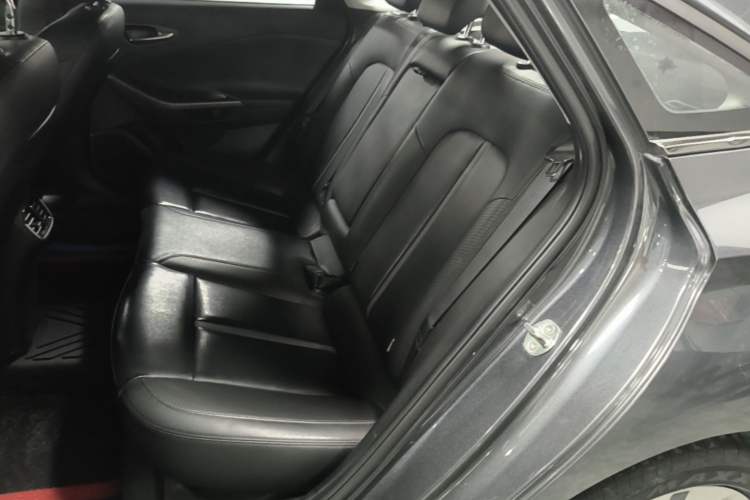 Used Hyundai Lafesta 2019 280TGDi Smart Speed Version China VI Standard Left Rear Seat