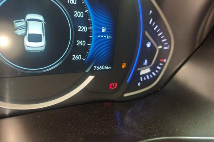 Used Hyundai Lafesta 2019 280TGDi Smart Speed Version China VI Standard Odometer Close Up