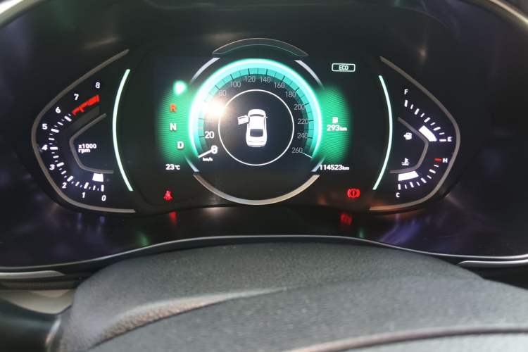 Used Hyundai Lafesta 2019 280TGDi Smart Speed Version China VI Standard Odometer Close Up