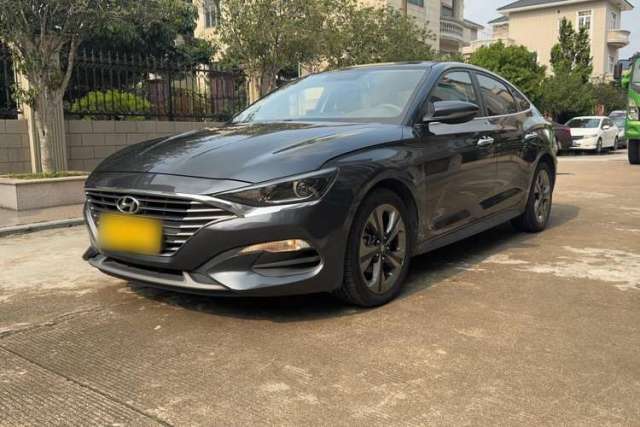 Ojetý Hyundai Lafesta 2019 240TGDi Sport Edition China VI