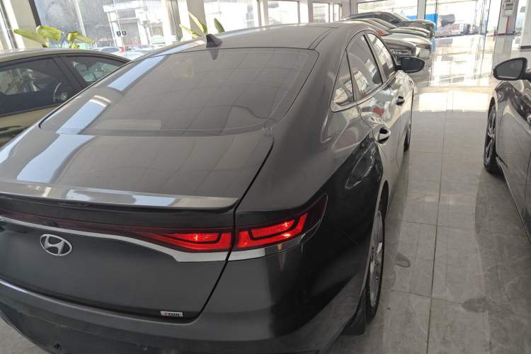 Used Hyundai Lafesta 2019 280TGDi Sport Edition China VI Rear