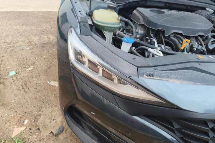 Used Hyundai Lafesta 2019 280TGDi Smart Edition China VI Standard Right Front Headlight