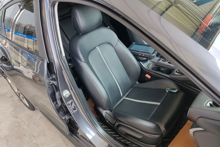 Used Hyundai Lafesta 2019 280TGDi Smart Speed Version China VI Standard Right Front Seat