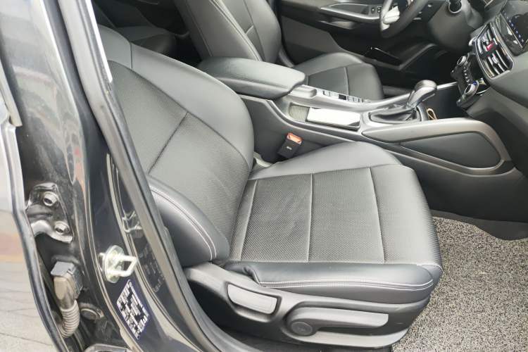 Used Hyundai Lafesta 2019 240TGDi Sport Edition China VI Right Front Seat