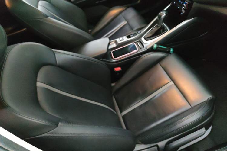 Used Hyundai Lafesta 2019 280TGDi Smart Speed Version China VI Standard Right Front Seat