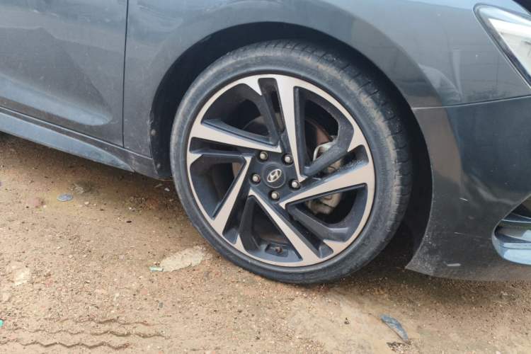 Used Hyundai Lafesta 2019 280TGDi Smart Edition China VI Standard Right Front Wheel Hub
