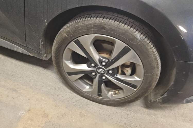 Used Hyundai Lafesta 2019 280TGDi Smart Speed Version China VI Standard Right Front Wheel Hub