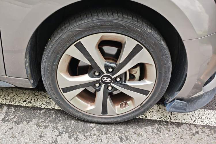 Used Hyundai Lafesta 2019 280TGDi Sport Edition China V Standard Right Front Wheel Hub