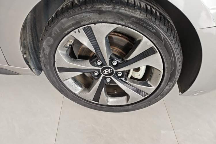 Used Hyundai Lafesta 2019 280TGDi Sport Edition China VI Right Front Wheel Hub